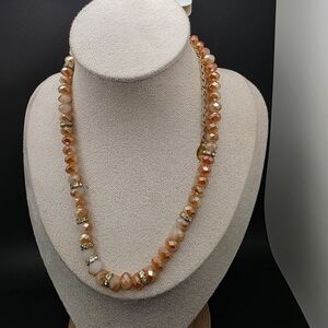 Elegant Gold and Orange Beaded Necklace (1577)